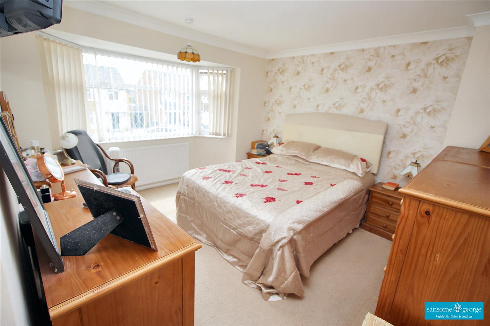 Warborough Avenue, Tilehurst, Reading